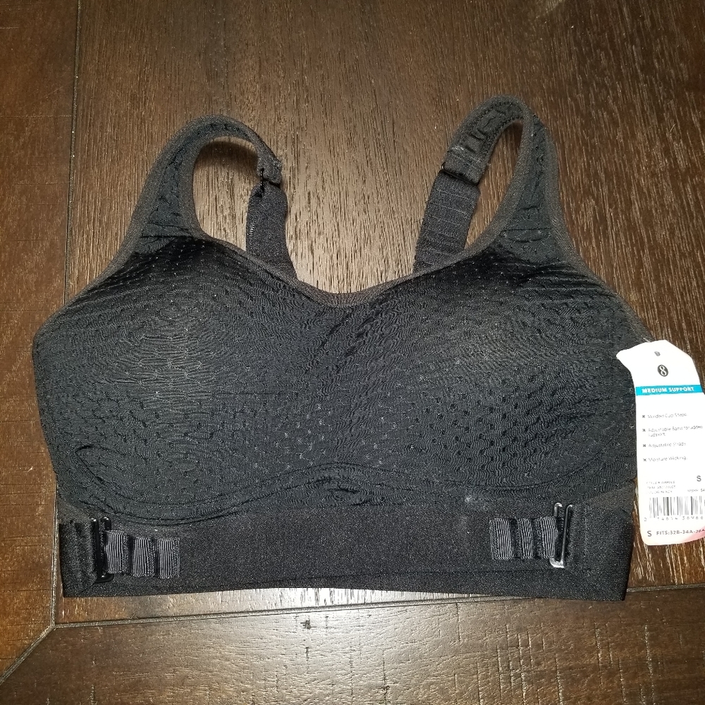 NWT Layers Women's Sport Bra Qwick-dry Black Size